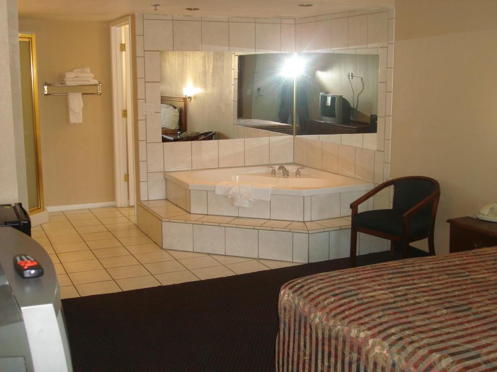 Studio 6 Bakersfield, Ca South Extérieur photo